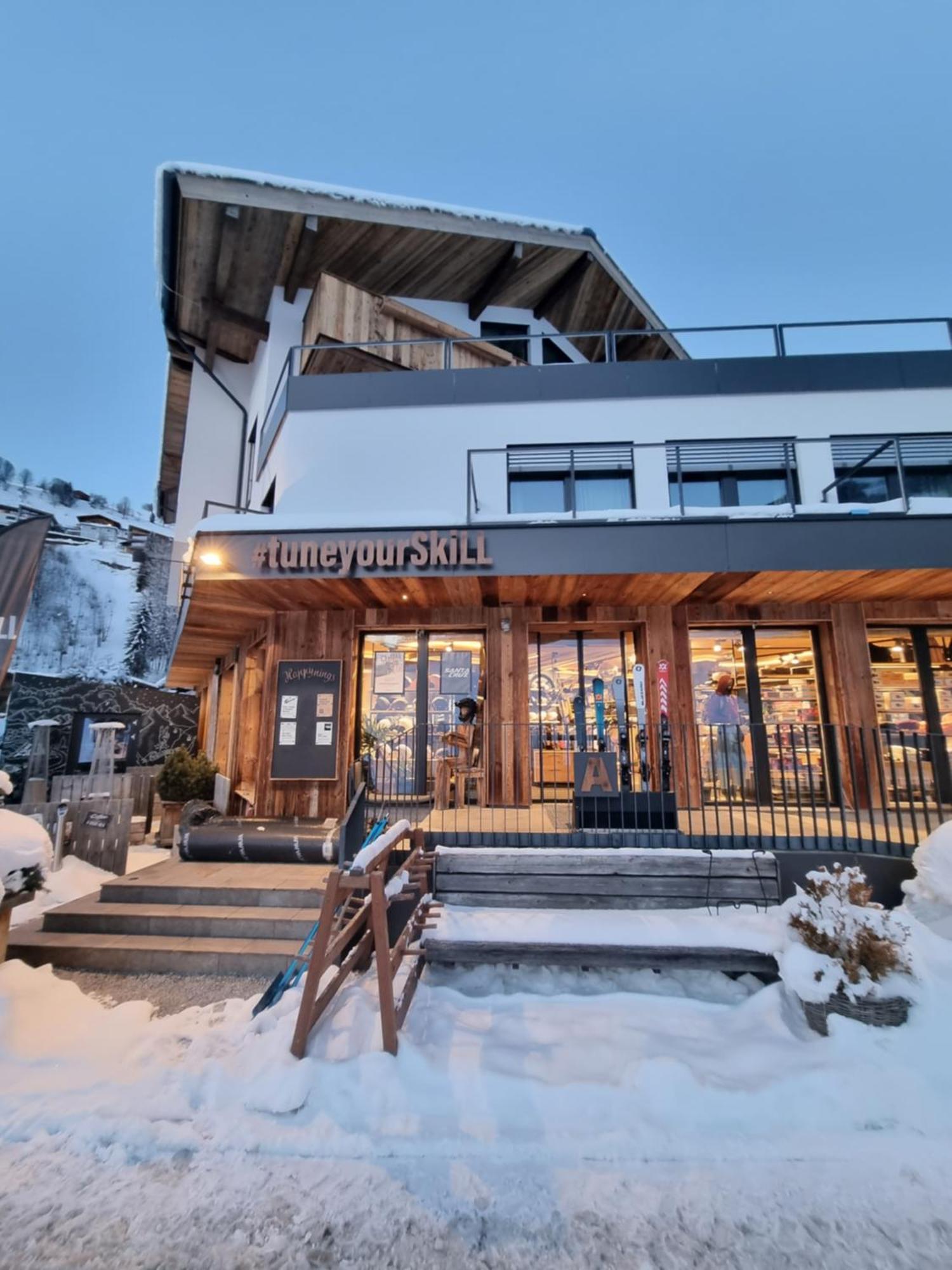 זאלבך הינטרגלם Skill Mountain Lodge - Ski Und Bike Hostel Im Sommer Mit Joker Card מראה חיצוני תמונה